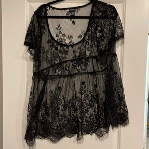 Torrid women’s black lace shirt Torrid size 2